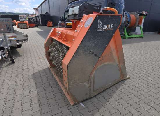 Separator TSP.154 zum Feinabsieben von Oberboden, Körnung 0-20/25mm
