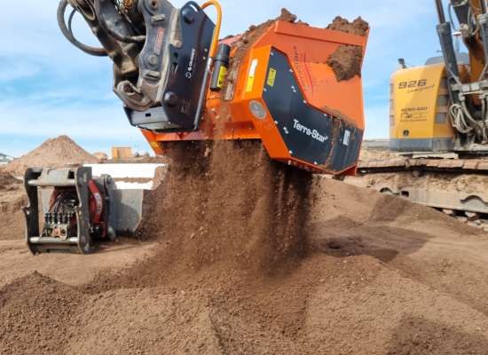 Separator TSC.154 zum Absieben von Oberboden Körnung 0-20/25mm Bagger ab 14t