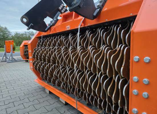 Separator mit Pentascheiben zum Feinabsieben, Trennabstand 8mm ergibt eine Körnung 0-12/15mm