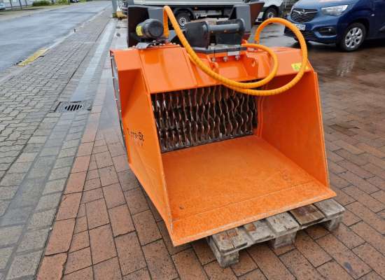 Terra- Star Wolf Separator TSE.103 für Bagger ab 6 to Siebkörnung -20/25 mm